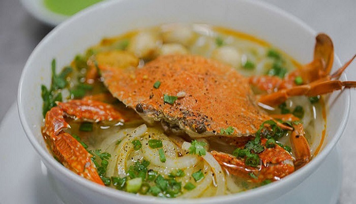 Top 10 quán bánh canh ghẹ vũng tàu bình dân, giá rẻ, đông khách